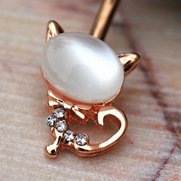 Rose Gold Plated Cat's Eye Cat Belly Button Ring - Picture 2 of 2